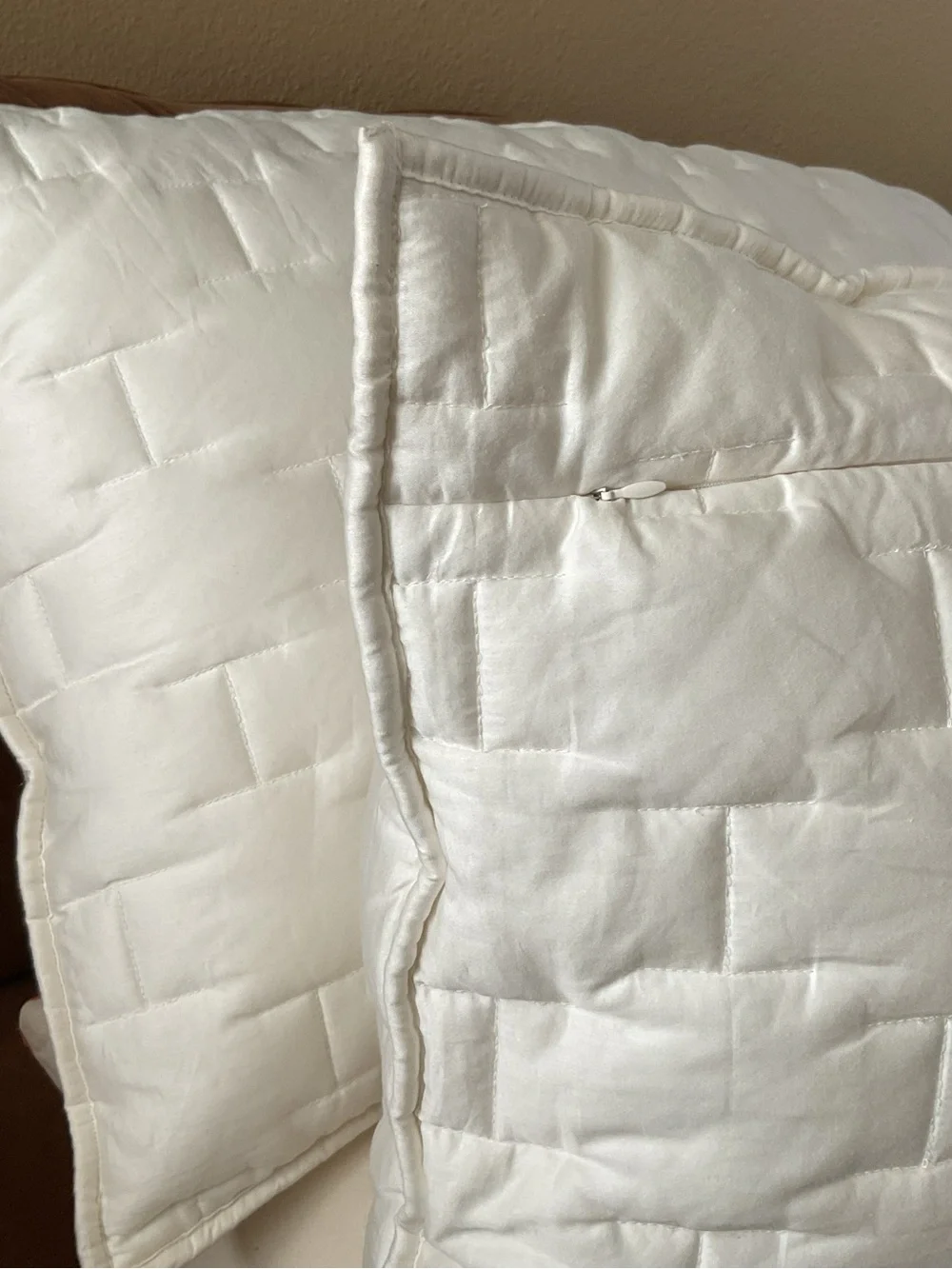Crate & Barrel Palazzo Ivory Quilted King Set Of 2 Shams Only 20x26”